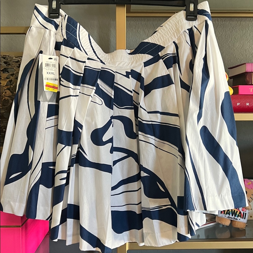 Ade Samuel by Macys Stylish Blue and White Patterned Skirt